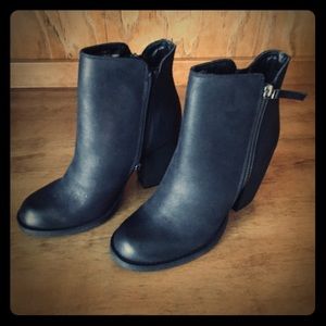 Sbicca Shoes Women’s New Black Sizes 6 - 10